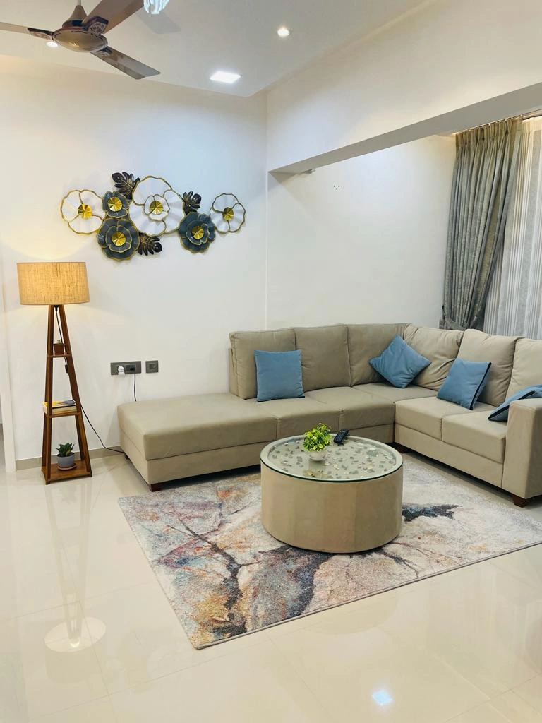 Contemporary L-shaped sofa living room